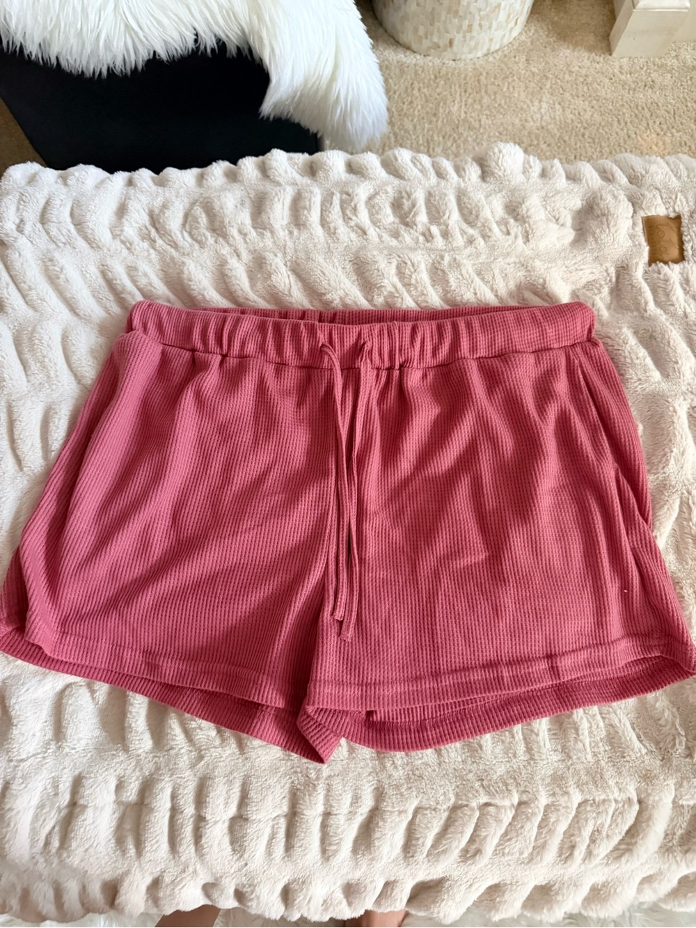 Waffle Knit Drawstring Women's Shorts - Rose